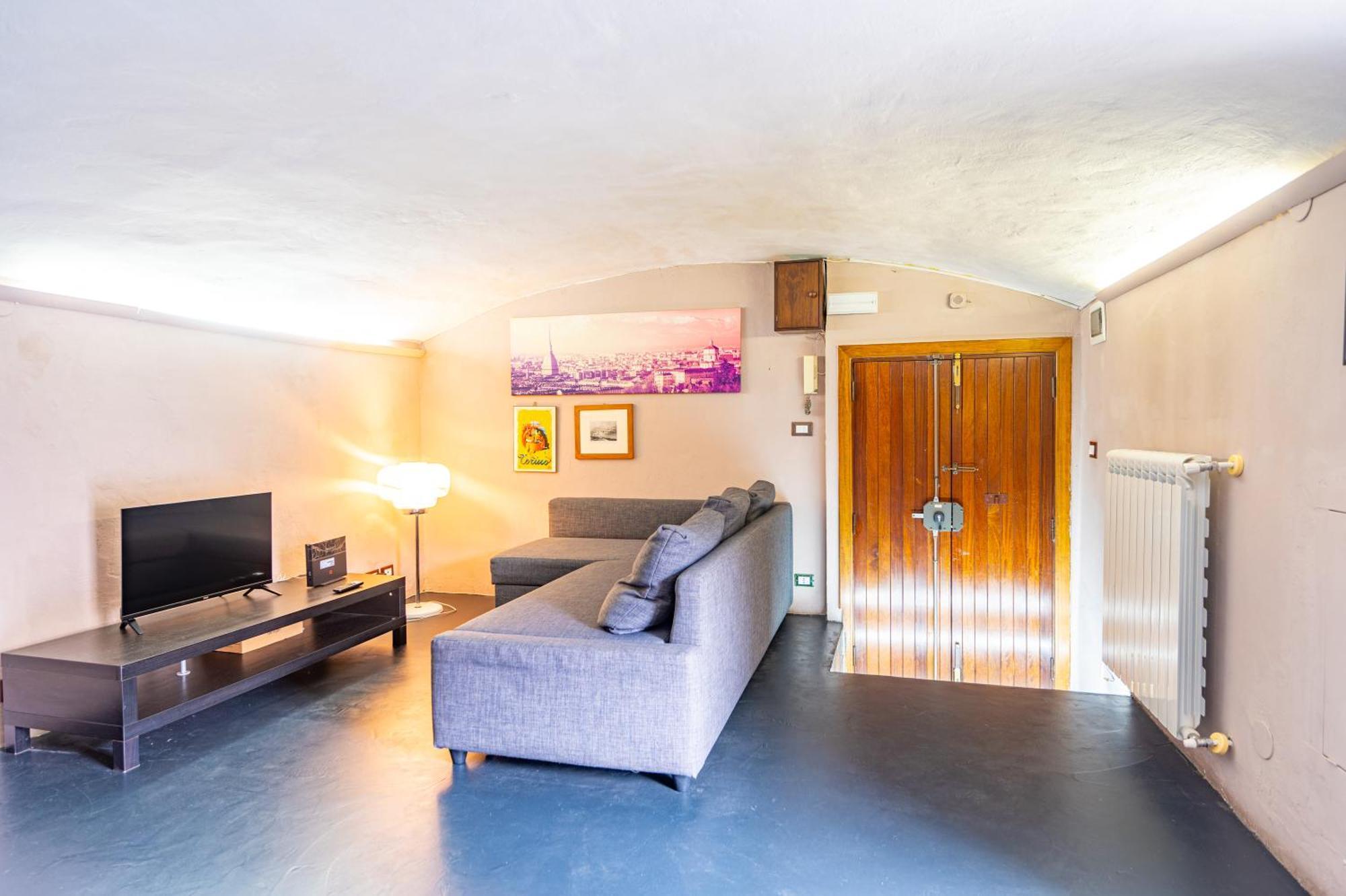 Loft Verga, Cuore E Stile In Centro A Torino Exterior photo