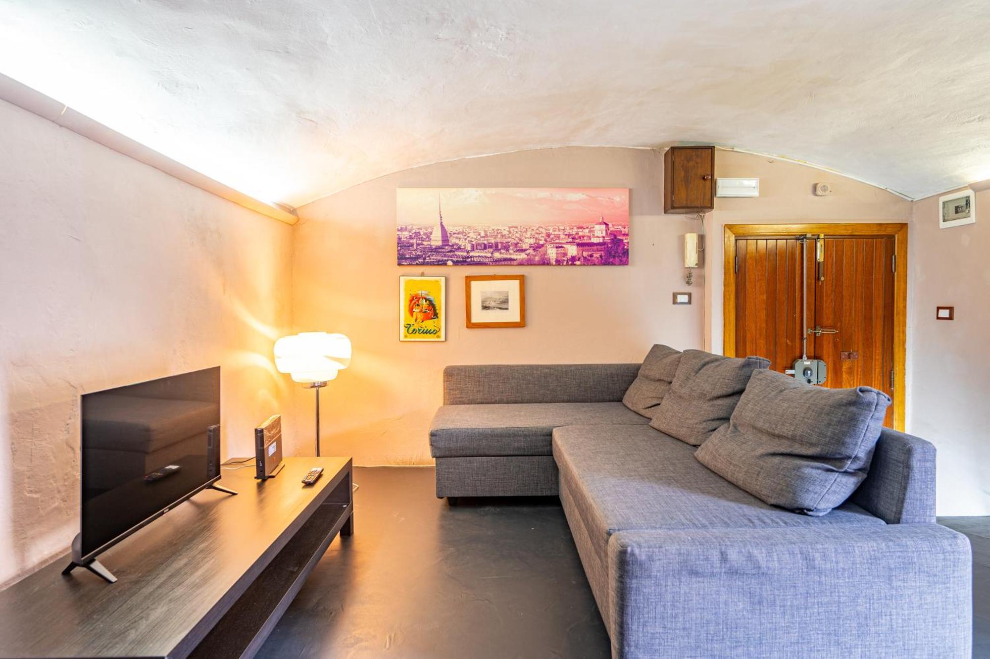 Loft Verga, Cuore E Stile In Centro A Torino Exterior photo